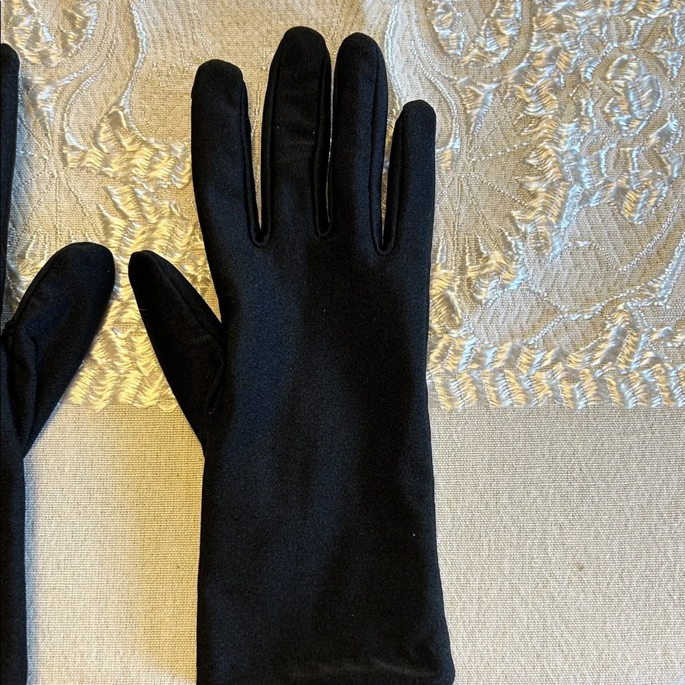 Berkshire Dressy Black Women's Gloves; Perfect Condition;Made of Nylon Spandex.